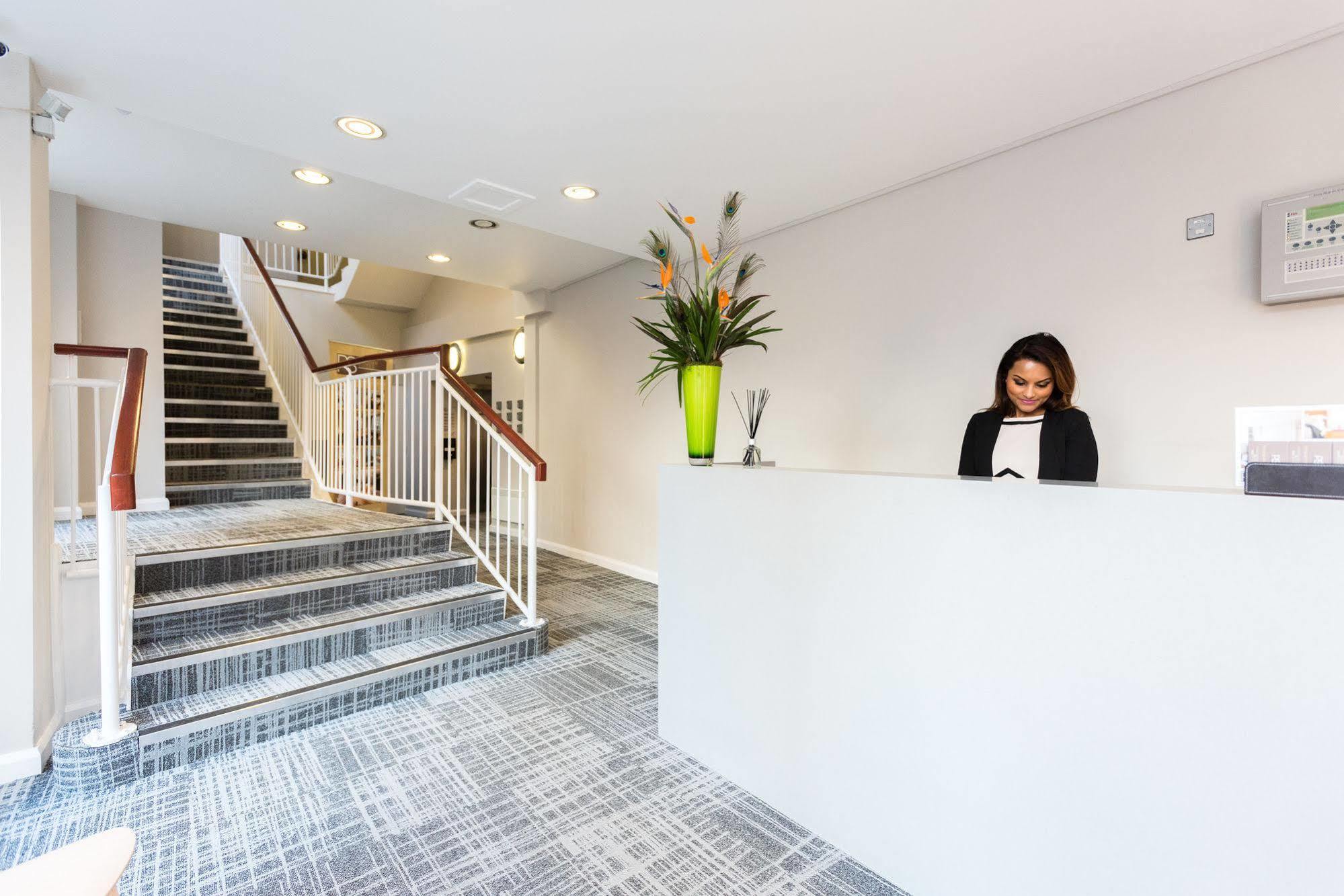 Premier Suites Reading Eksteriør billede
